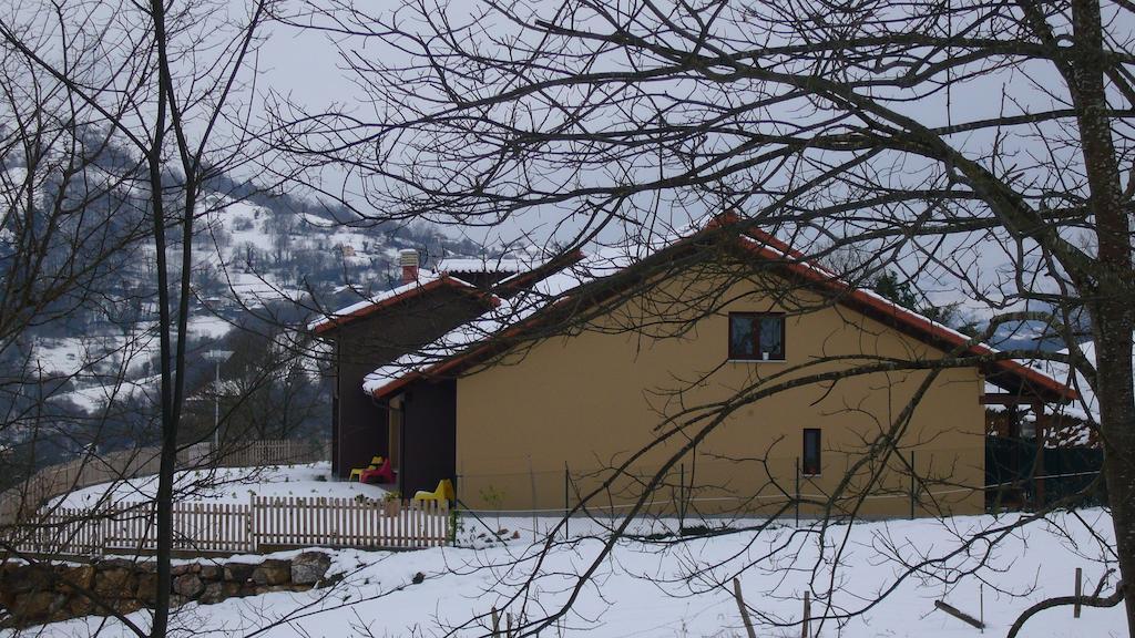 Apartamentos La Senda San Juan de Parres Luaran gambar