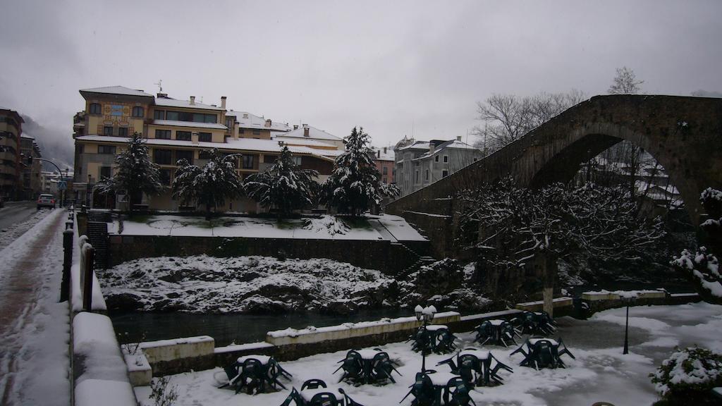 Apartamentos La Senda San Juan de Parres Luaran gambar