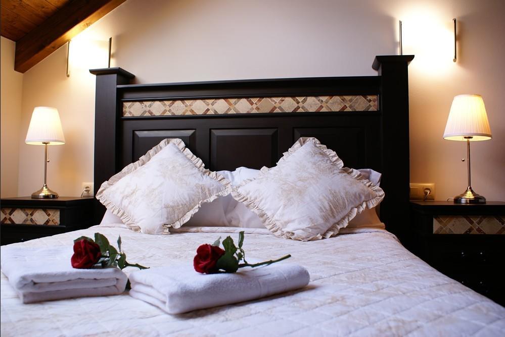 Apartamentos La Senda San Juan de Parres Luaran gambar