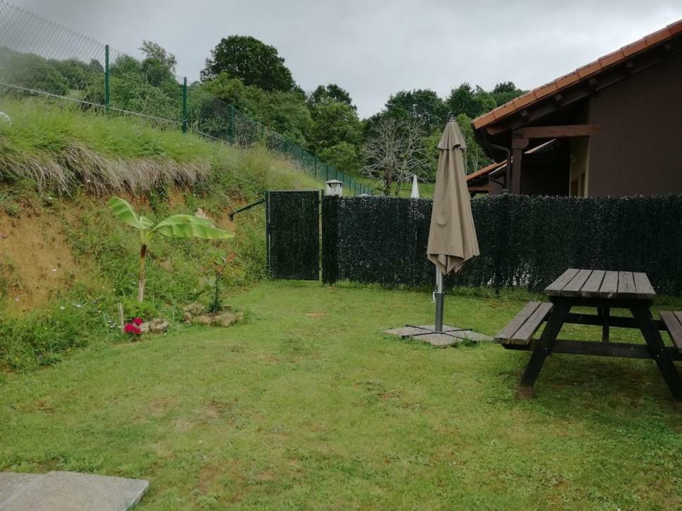 Apartamentos La Senda San Juan de Parres Luaran gambar